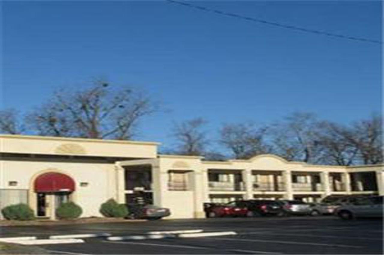 American Eagle Inn Fayetteville Zewnętrze zdjęcie