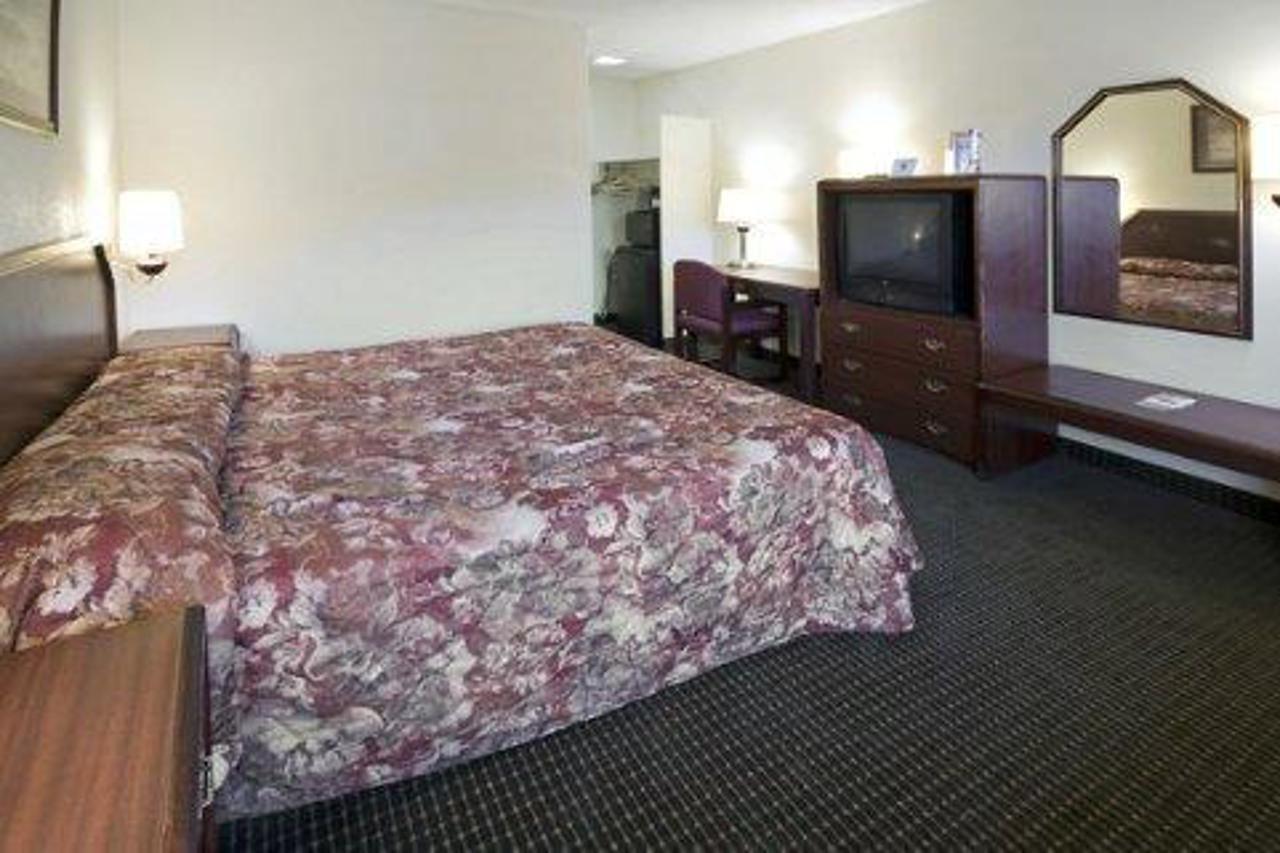 American Eagle Inn Fayetteville Zewnętrze zdjęcie